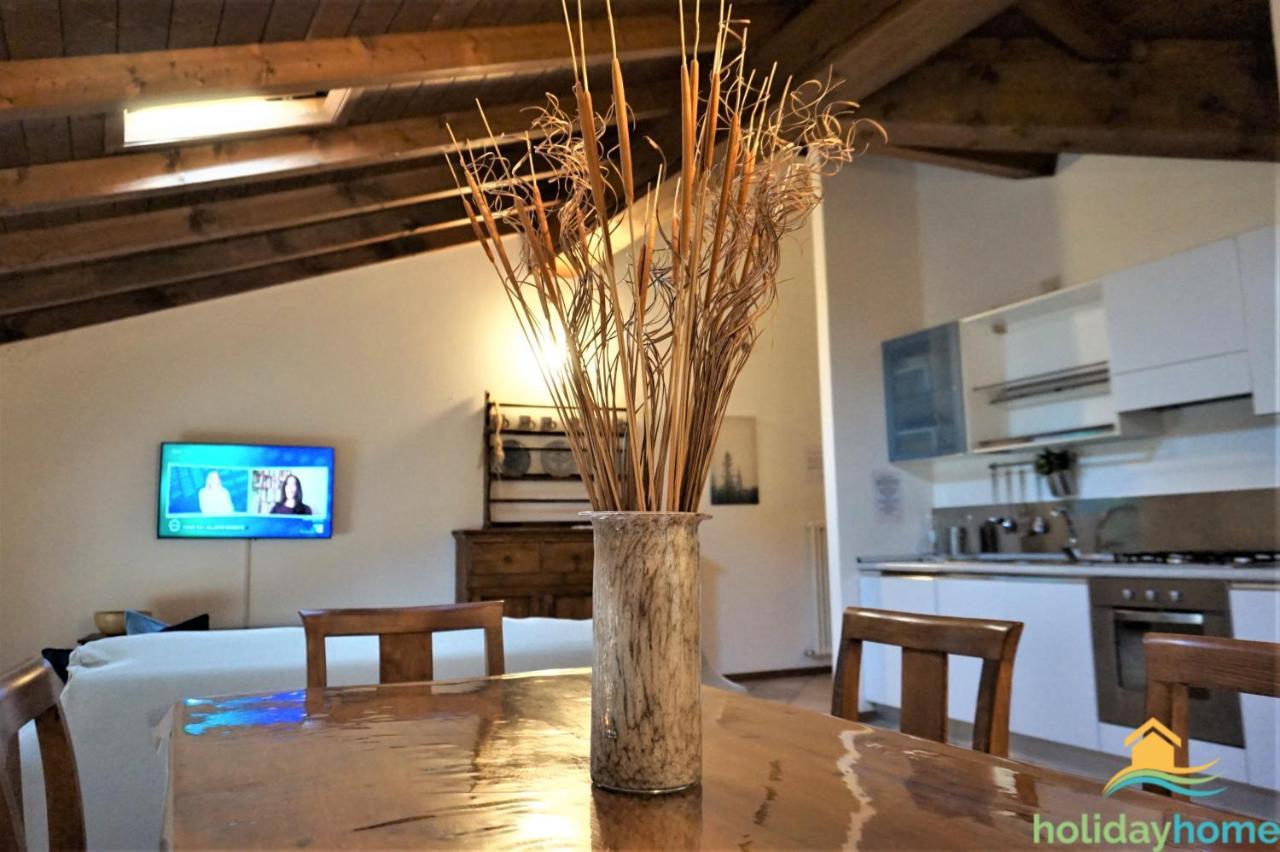 Loft Martini Appartement Riva del Garda Buitenkant foto